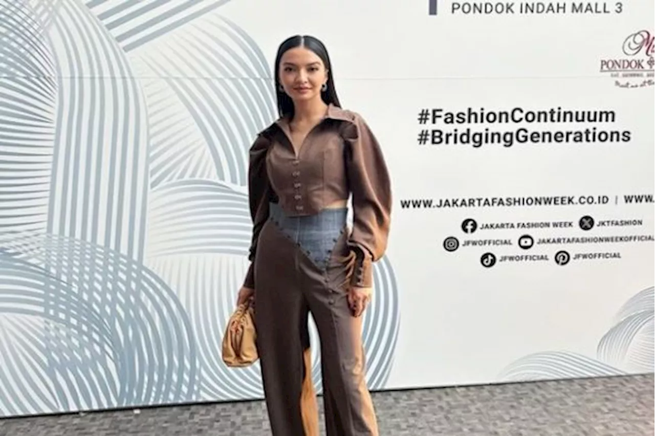 Raline Shah Garis Bawahi Pentingnya Pendidikan