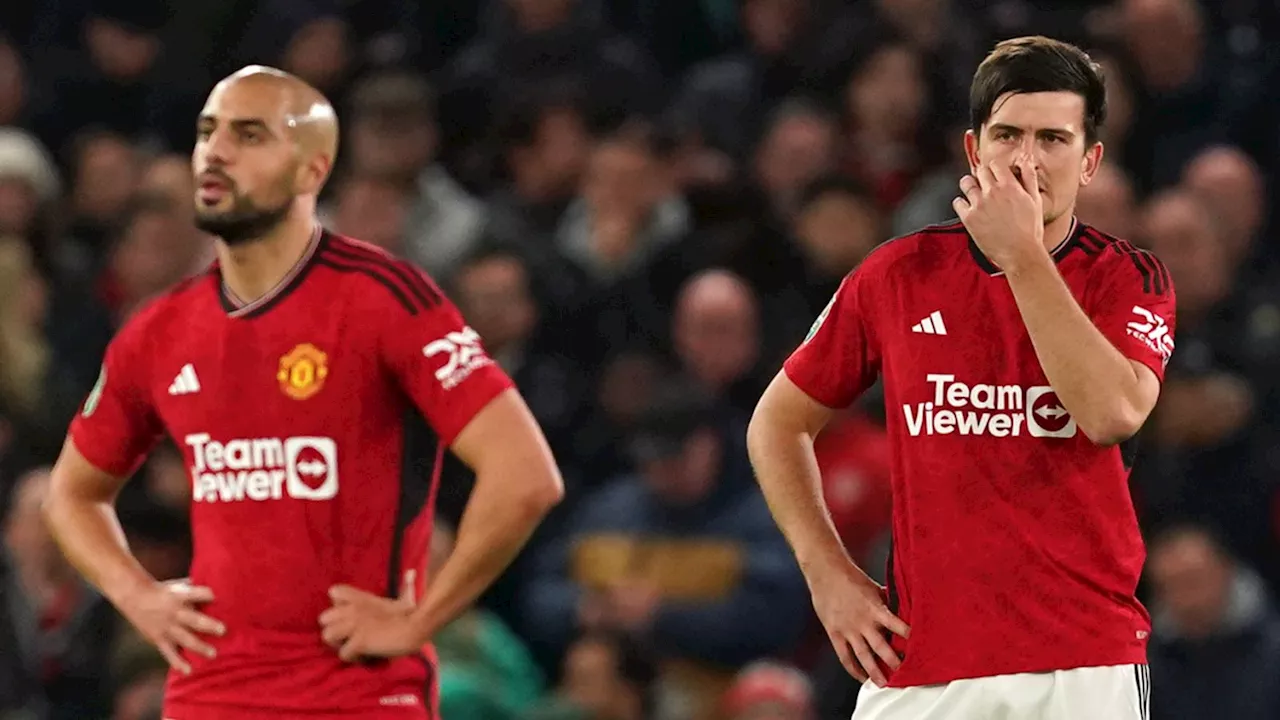 Manchester United: Gary Neville warns Man Utd fans have 'had enough' of club's crisis