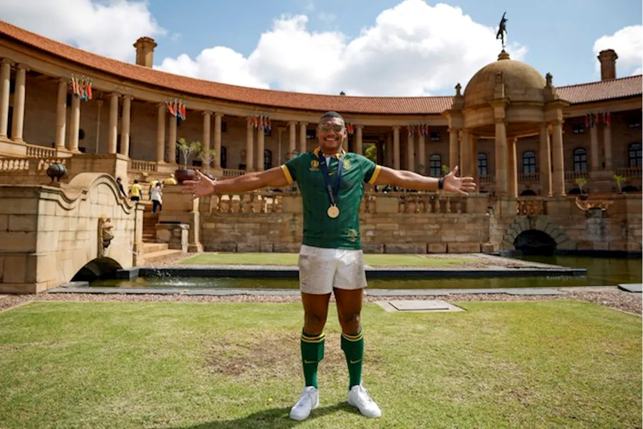 Day 5 and Damian Willemse is still partying with his full Boks kit