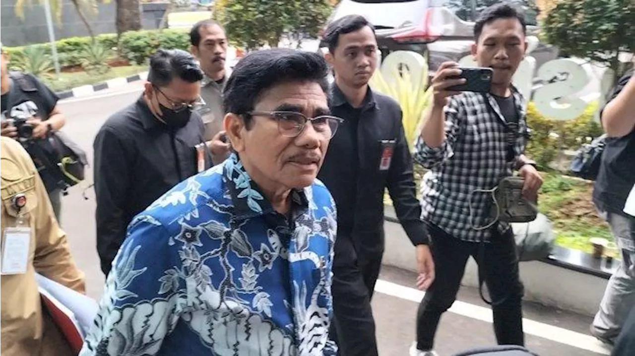 Hakim Konstitusi Manahan Sitompul Bantah Dilobi Anwar Usman hingga MKMK Sudah Kantongi Cukup Bukti