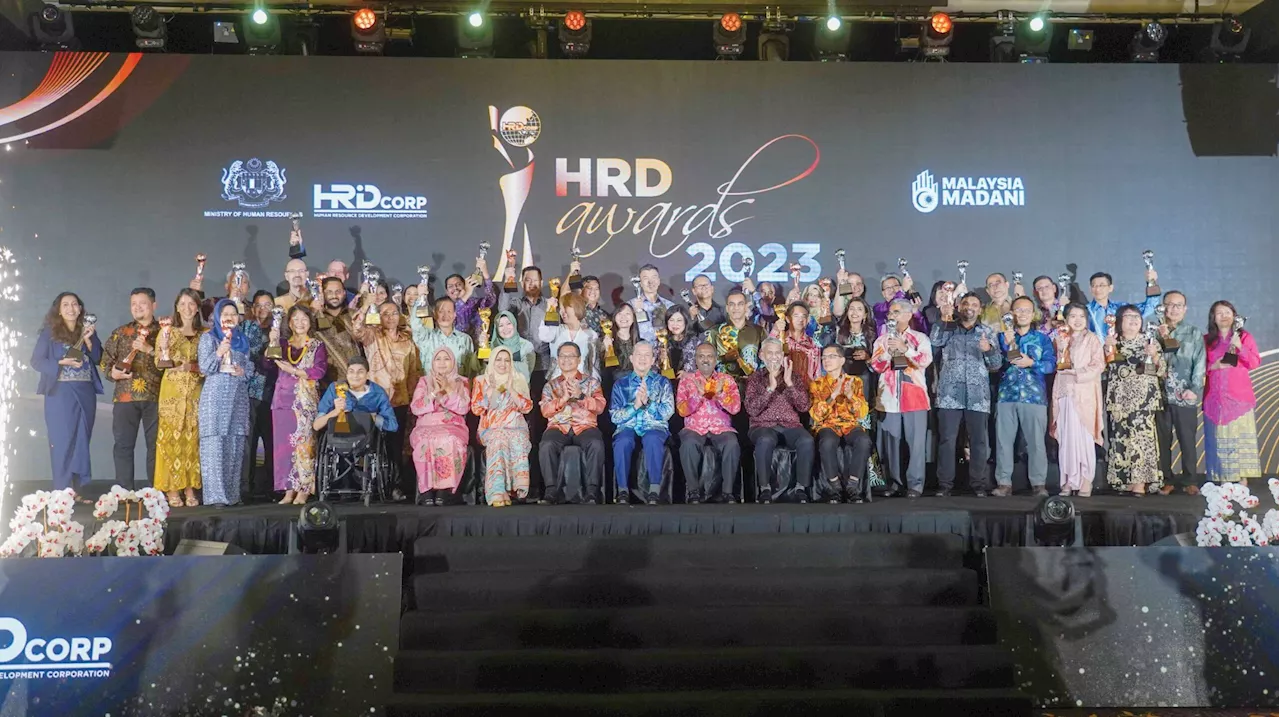 44 syarikat dan individu menang Anugerah HRD 2023 cemerlang dalam pembangunan modal insan