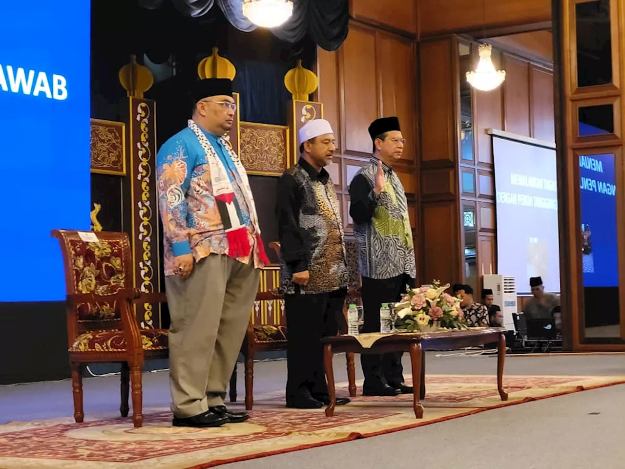 Annuar, Shahidan tambah nilai AJK Pas Pusat