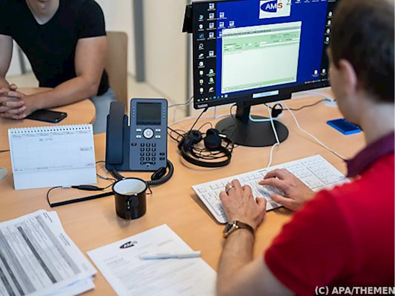 Arbeitslosigkeit im Oktober leicht gestiegen