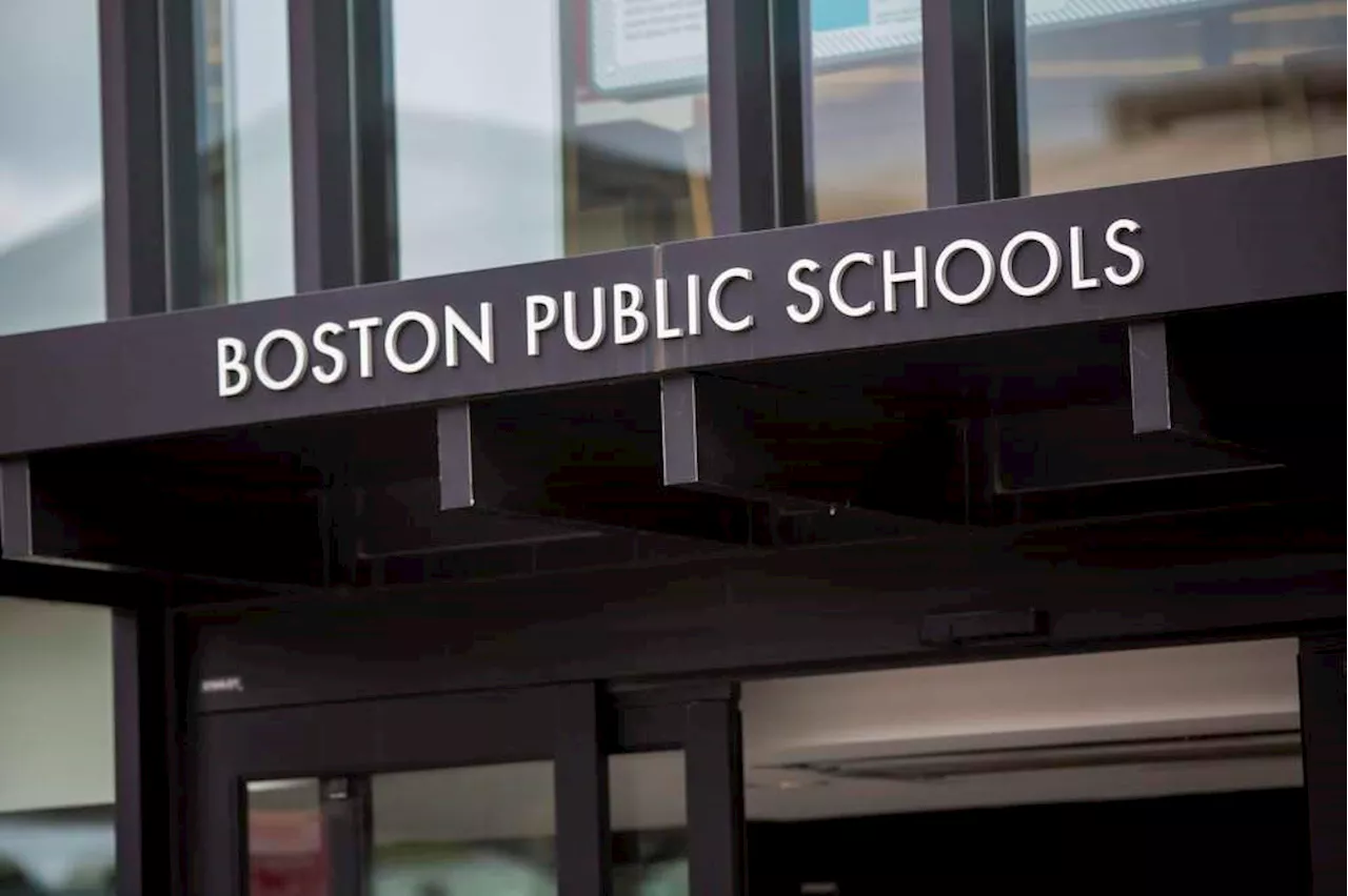 Majority of panel resign over Boston School plan for English language learners