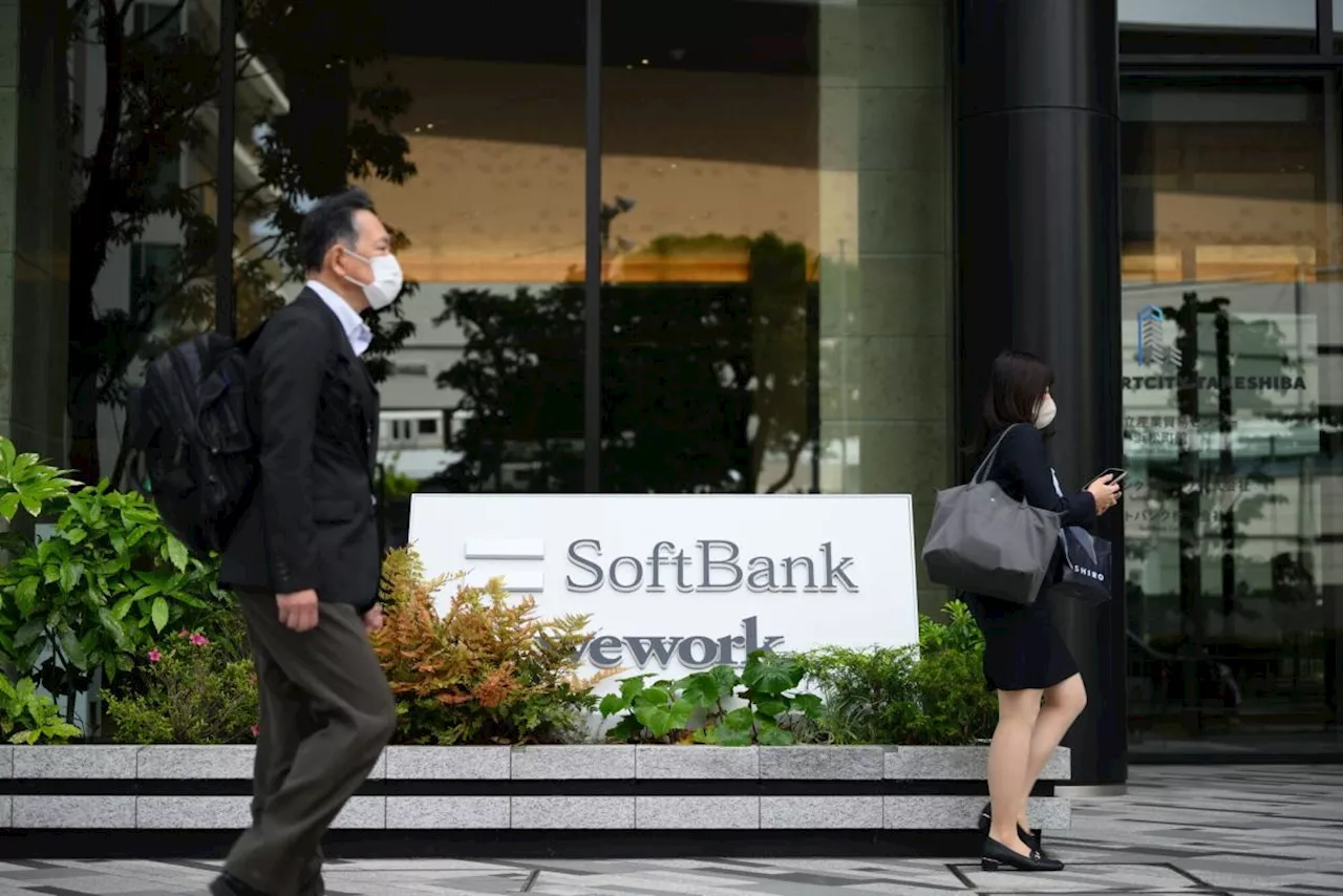 SoftBank’s Pioneering Bond-Type Stock Rises on Trading Debut