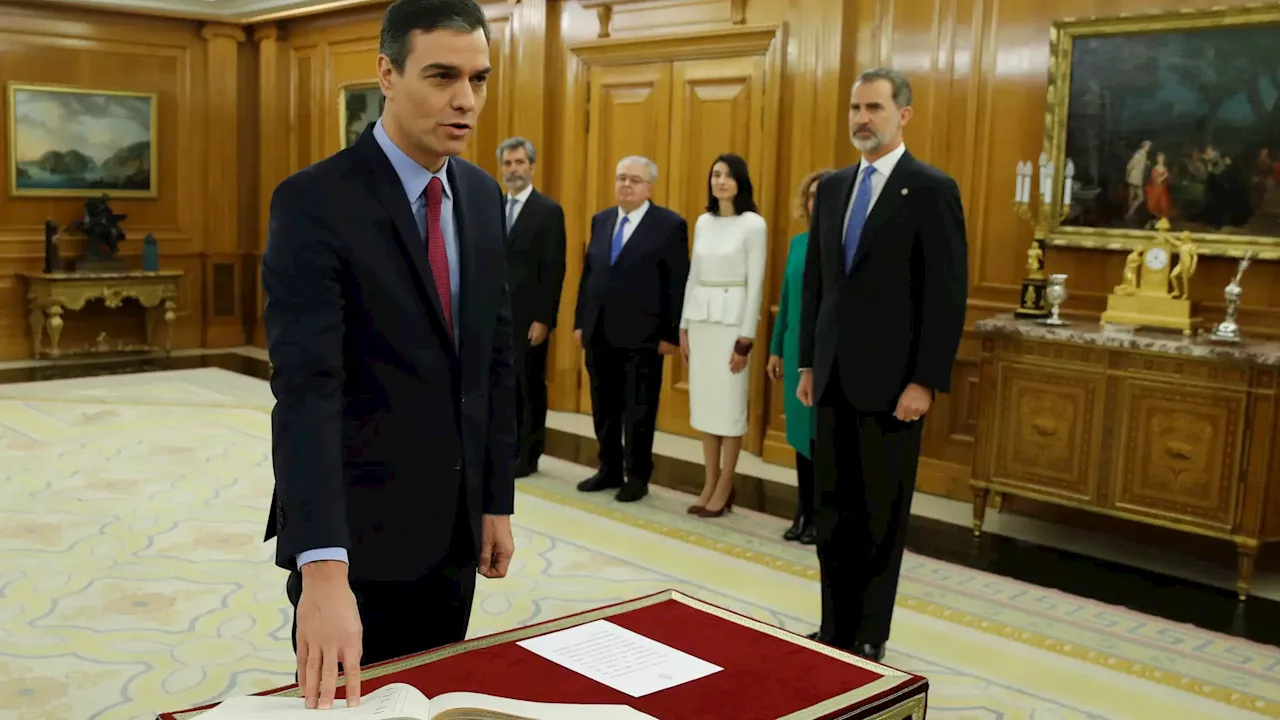 Los ministros del nuevo Gobierno de Pedro Sánchez prometen sus cargos ante el rey Felipe VI