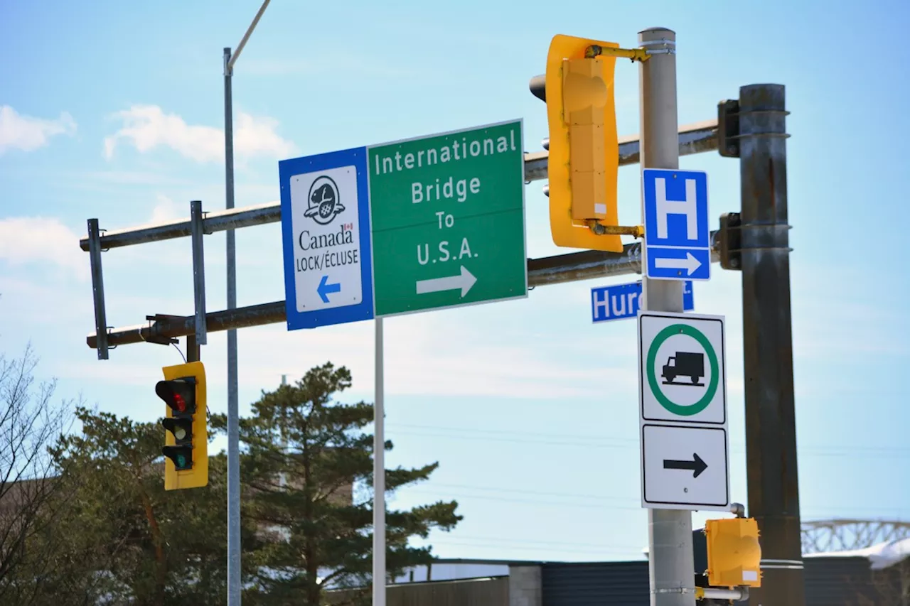 Tips for Canadians Crossing the Border on Black Friday