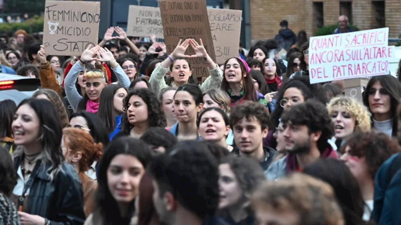 Insegnare le grammatiche della vita: l'educazione all'affettività e alla sessualità nelle scuole italiane