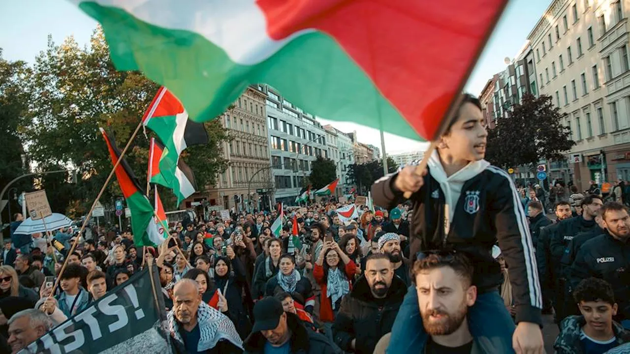 'له عواقب وخيمة'.. وزيرة الداخلية الألمانية تُحذر من خطر معاداة المسلمين