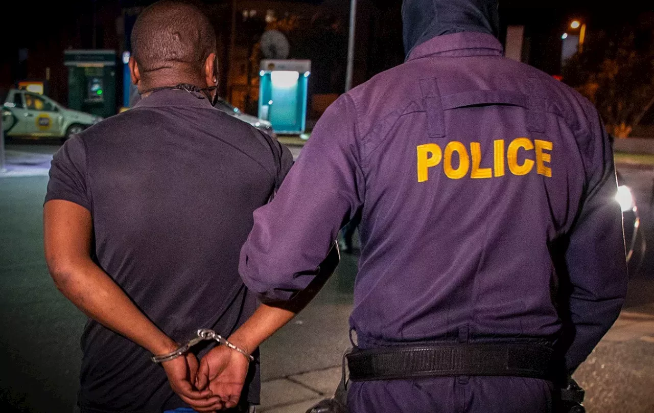 Western Cape Police Commissioner Urges Public To Report Corrupt Cops Crime Police 