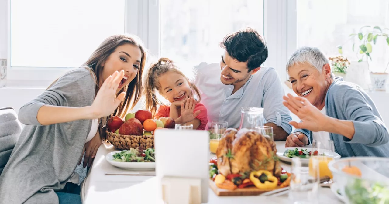 How Smart Tech Can Help You Host the Best Thanksgiving Dinner