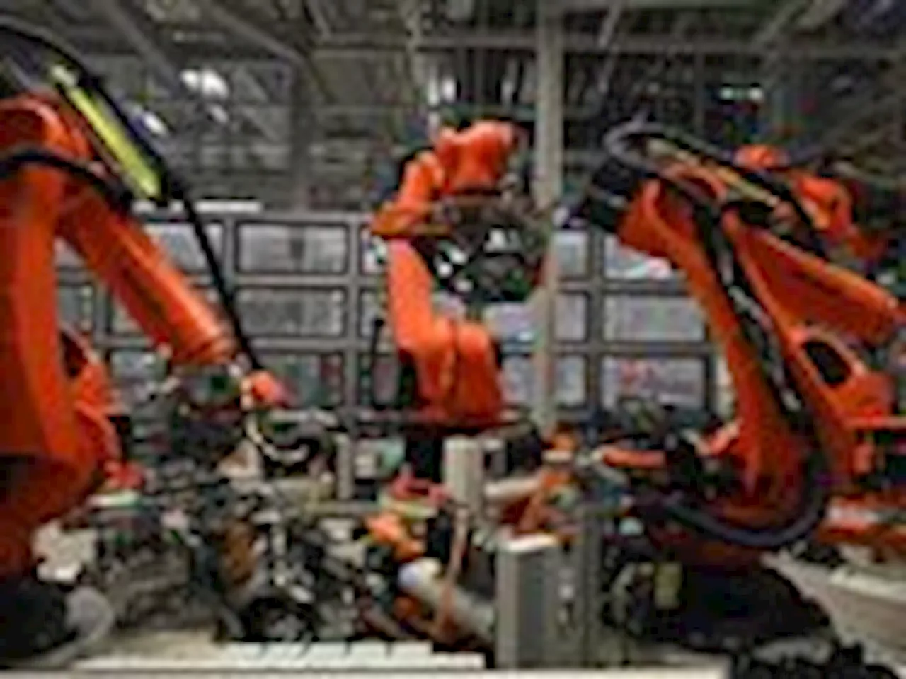 Humans and Robots Working Together in Manufacturing