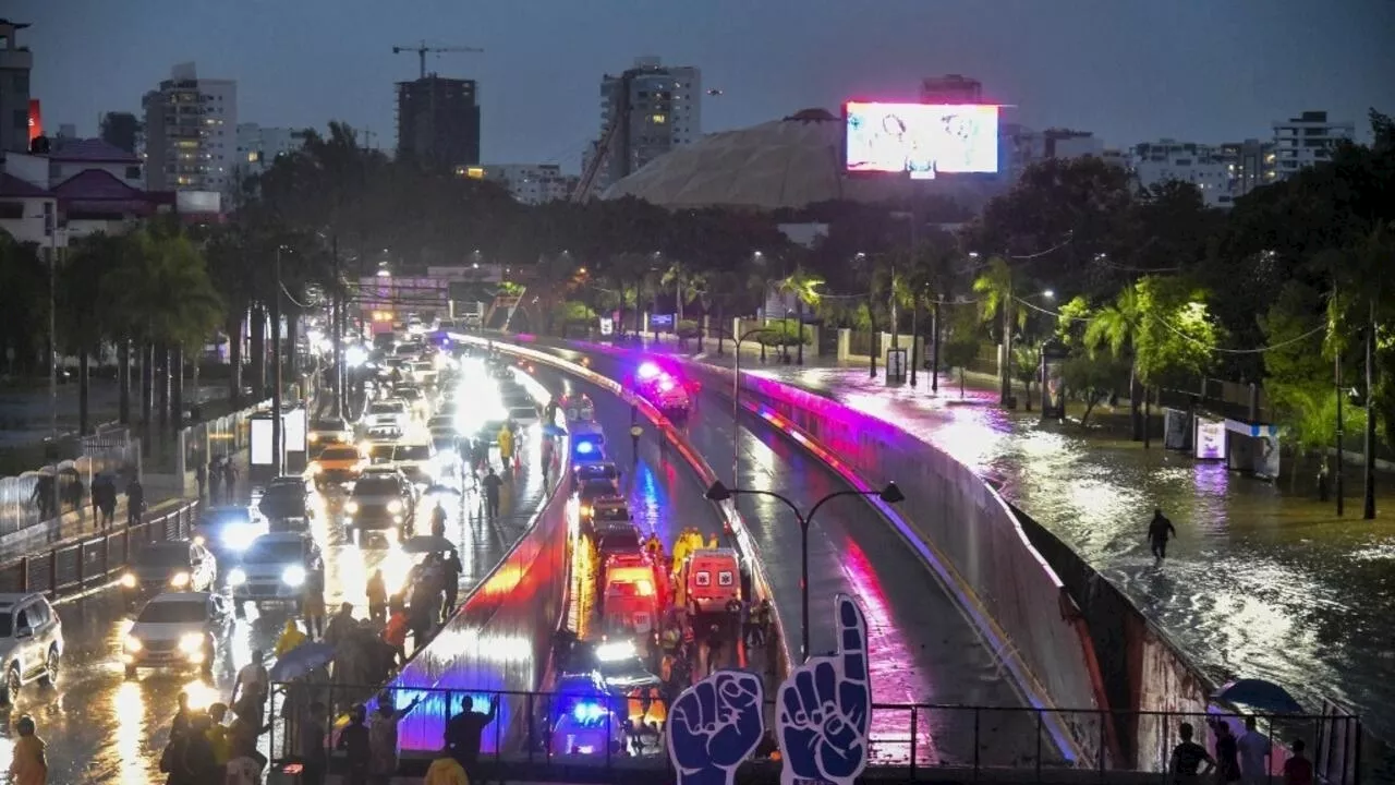 À la Une: la République dominicaine se remet toujours des pluies torrentielles de la semaine dernière