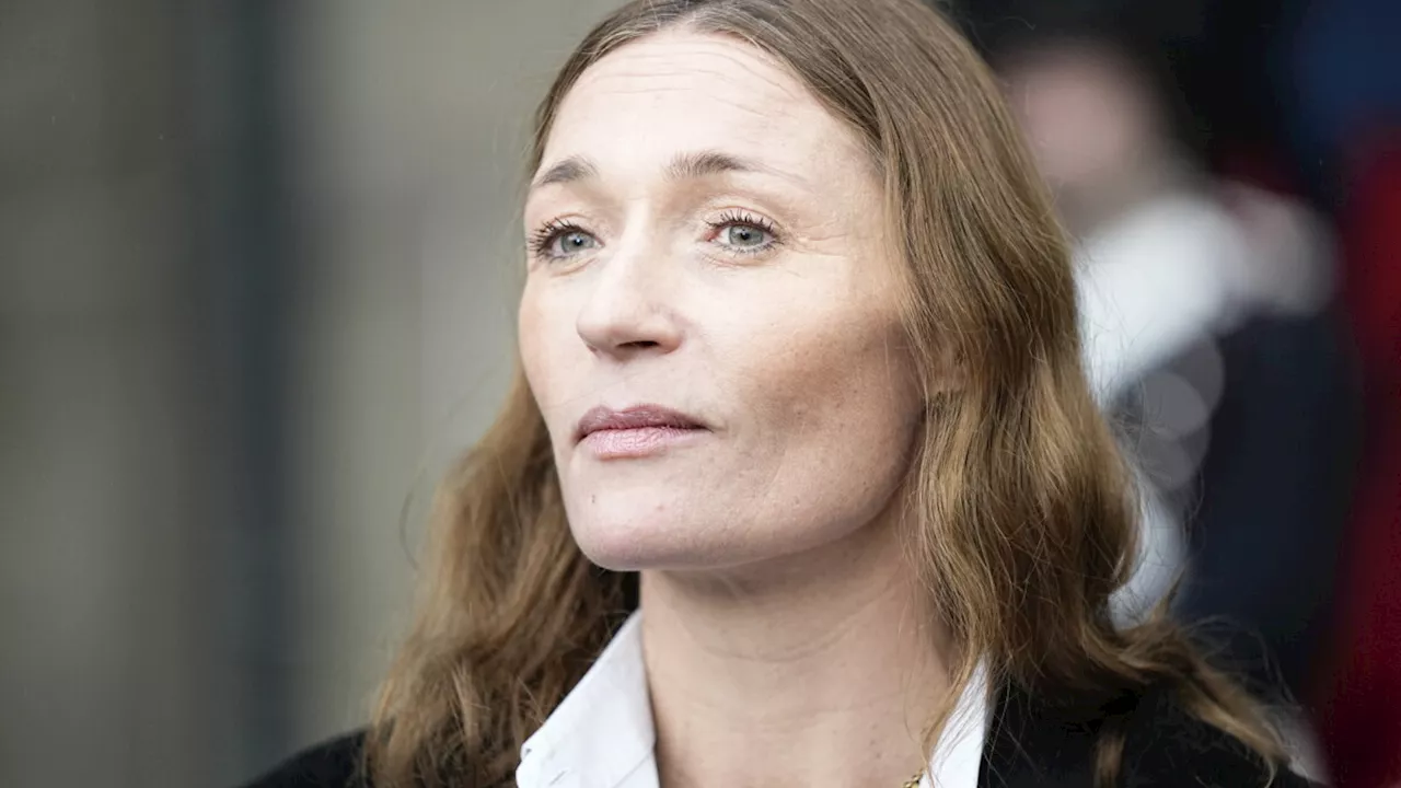 Landskendt løvinde skal være minister for MitID og mangfoldighed: 'Det trækker jo helt naturligt noget gratis opmærksomhed'