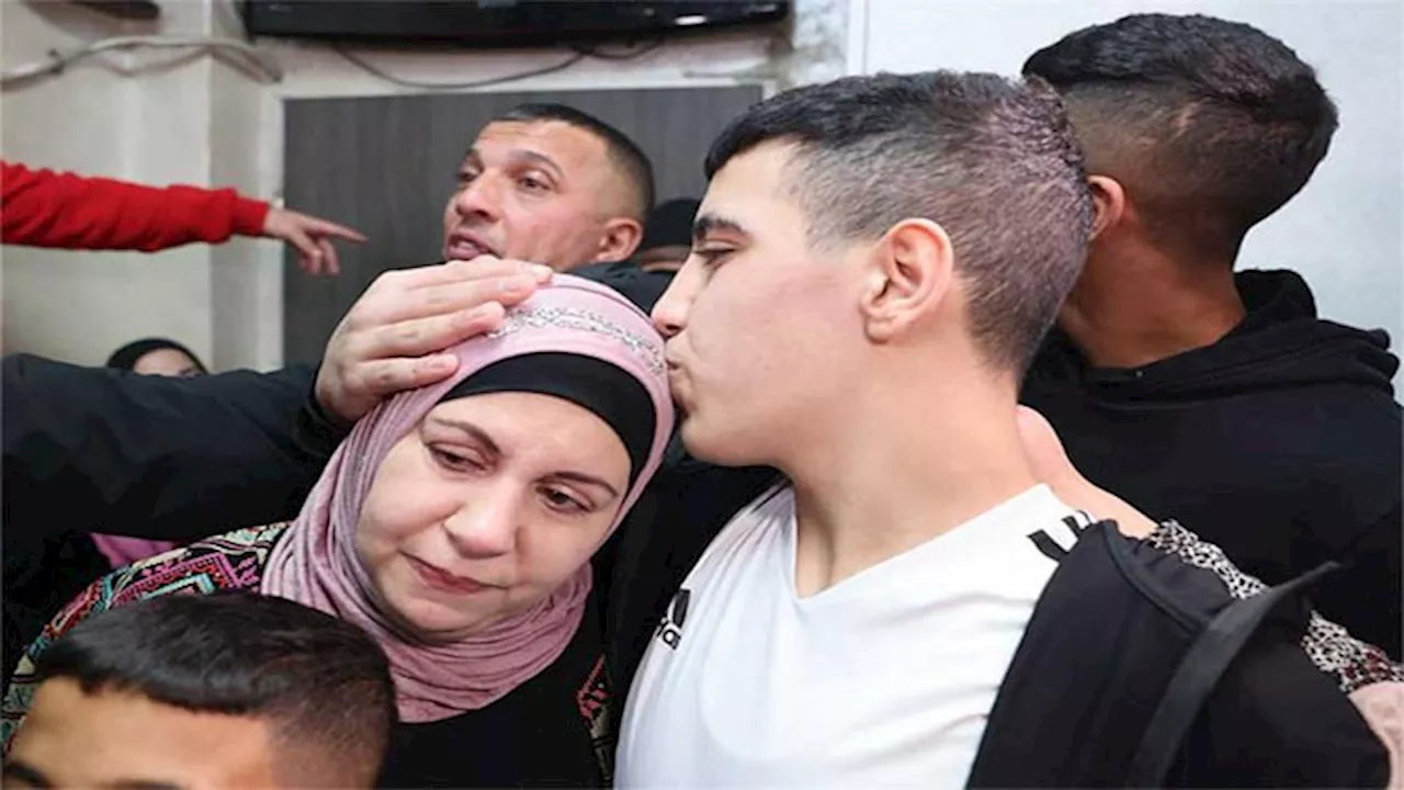 Hamas, 12 Rehineyi Serbest Bıraktı ve İsrail 30 Filistinli Mahkumu Serbest Bıraktı