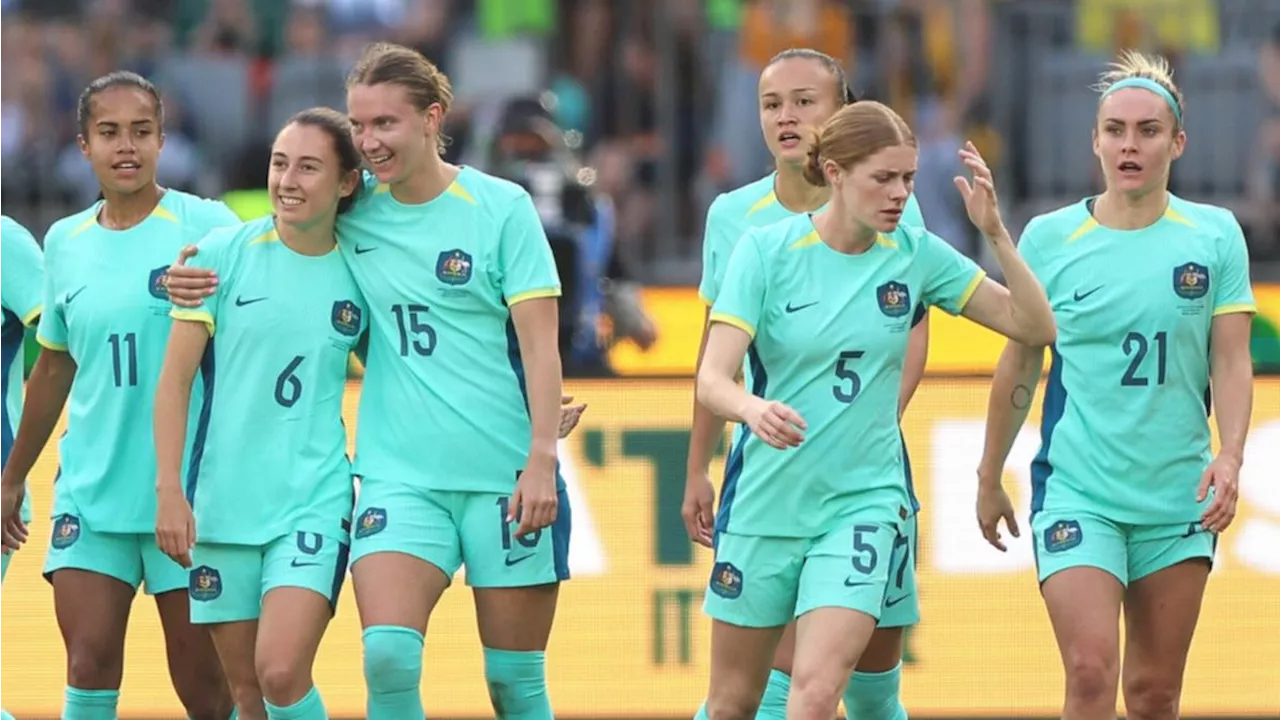 Matildas exiles hit with fresh challenge as Olympic qualifiers put pressure on Emily Gielnik and Elise Kellond-Knight