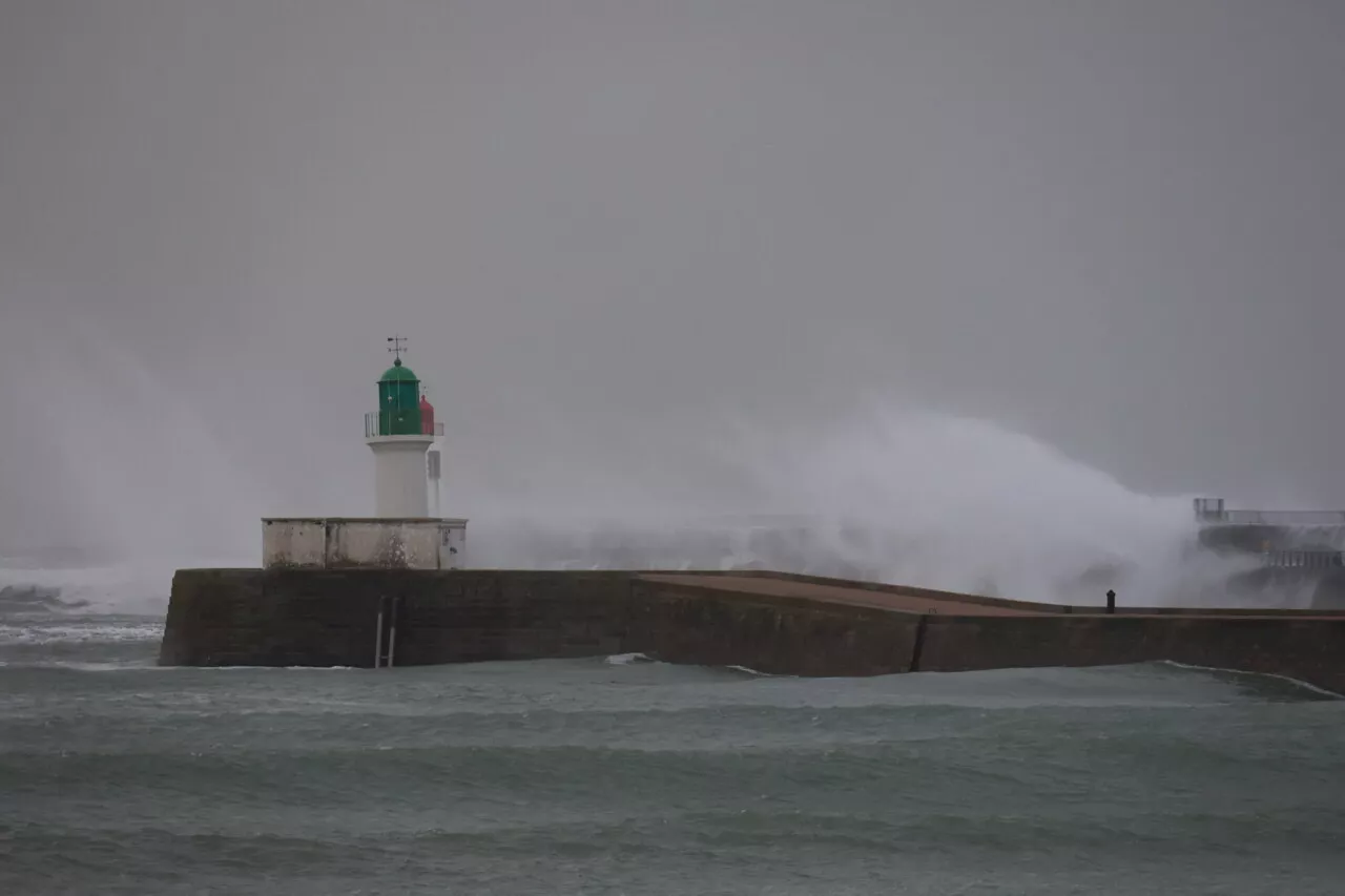 Tempête Domingos : la Ville des Sables-d'Olonne annonce de nouvelles mesures de prévention