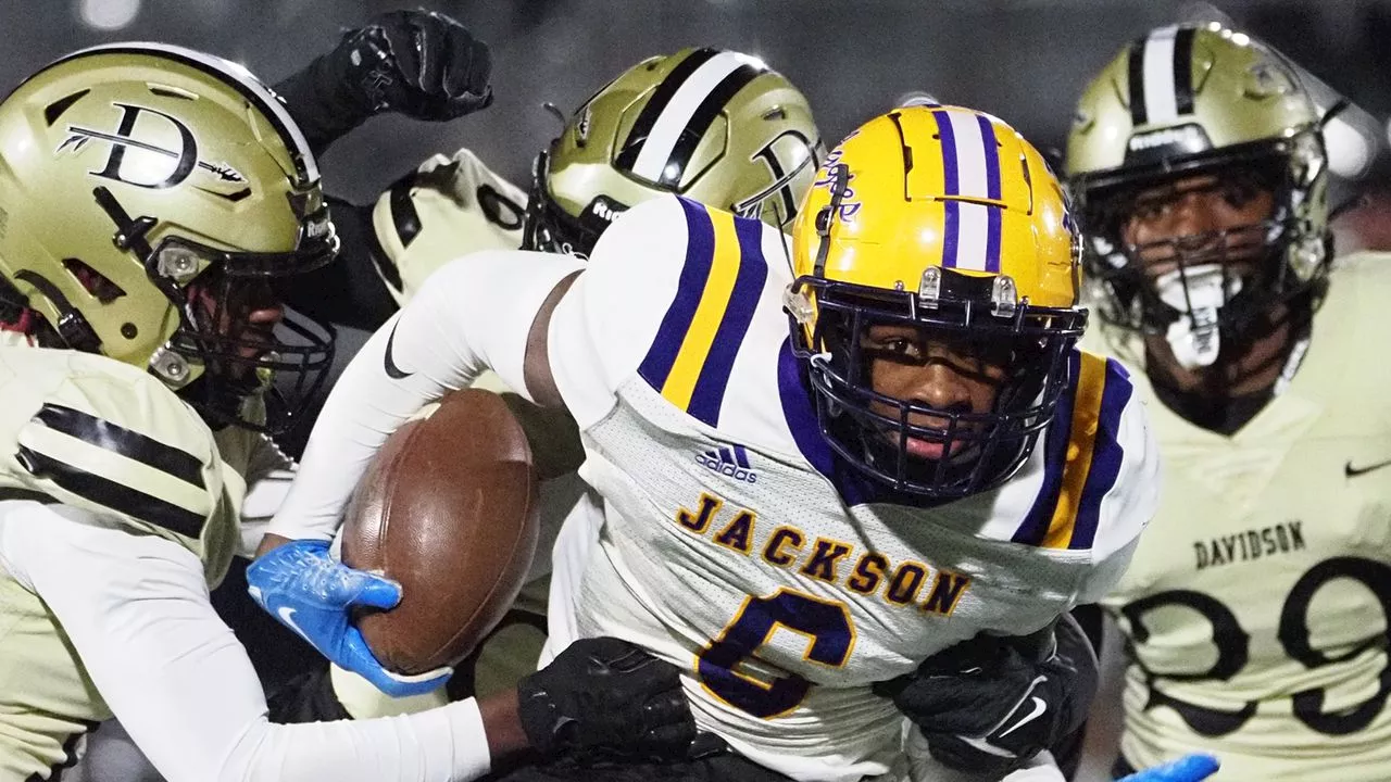 Thursday Roundup: Class 4A No. 3 Jackson downs 7A Davidson, Homewood wins