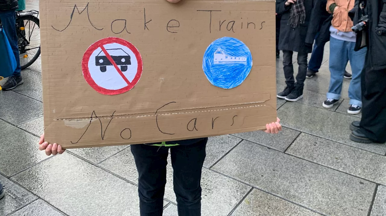 'Fridays for Future'-Demo in München: Solidarität mit Juden