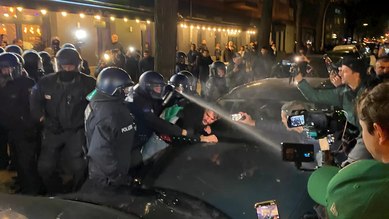 Blitz-Anklage nach Juden-Hass-Demo in Neukölln