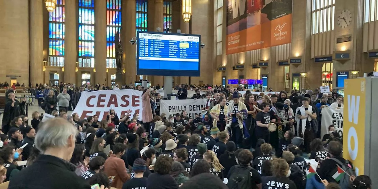 'The Time Is Now': Interfaith Protesters Fill Philly Train Station Demanding Cease-Fire