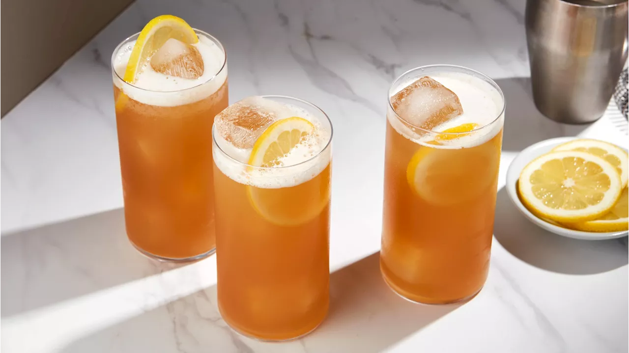 23 Lemon Cocktails for a Splash of Sunshine