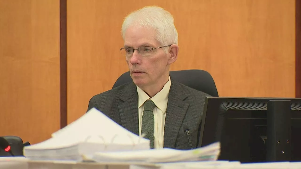 The medical expert who determine Manny Ellis' death a homicide takes the stand