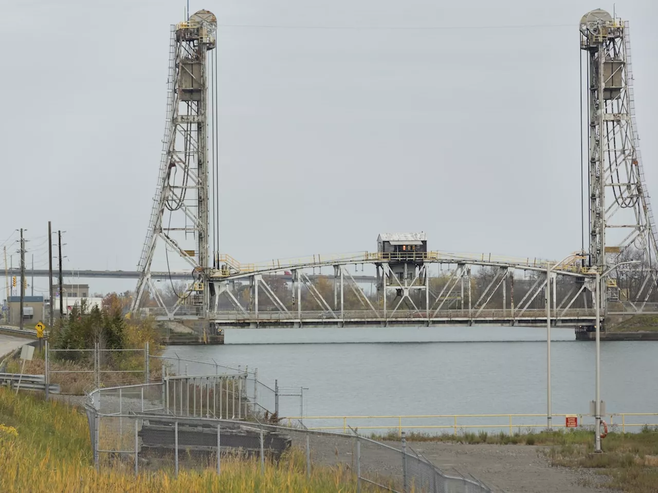 Unifor workers on St. Lawrence Seaway ratify collective agreements