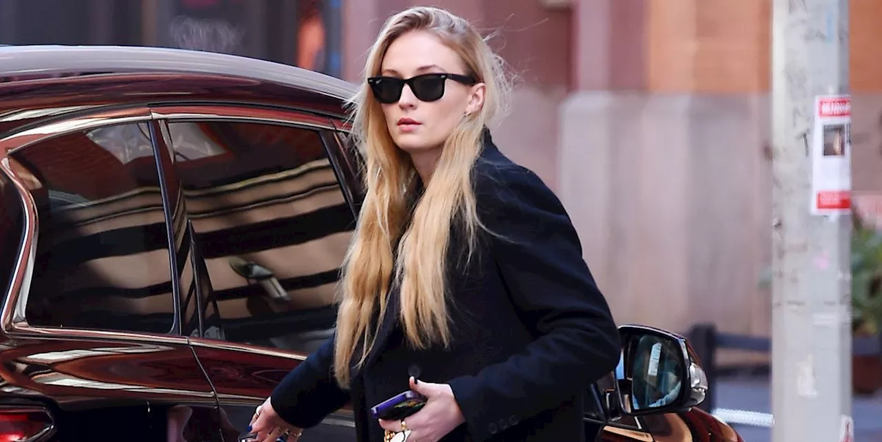 Sophie Turner Is Bringing Back This Major ’80s Denim ﻿Trend With a Timeless Twist