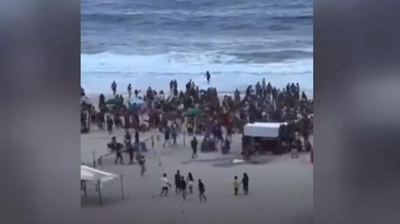 Hinchas del Fluminense agreden a lo seguidores del Boca en Copacabana