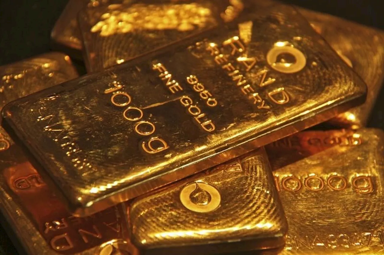 Gold prices steady before nonfarm payrolls, weekly losses on tap