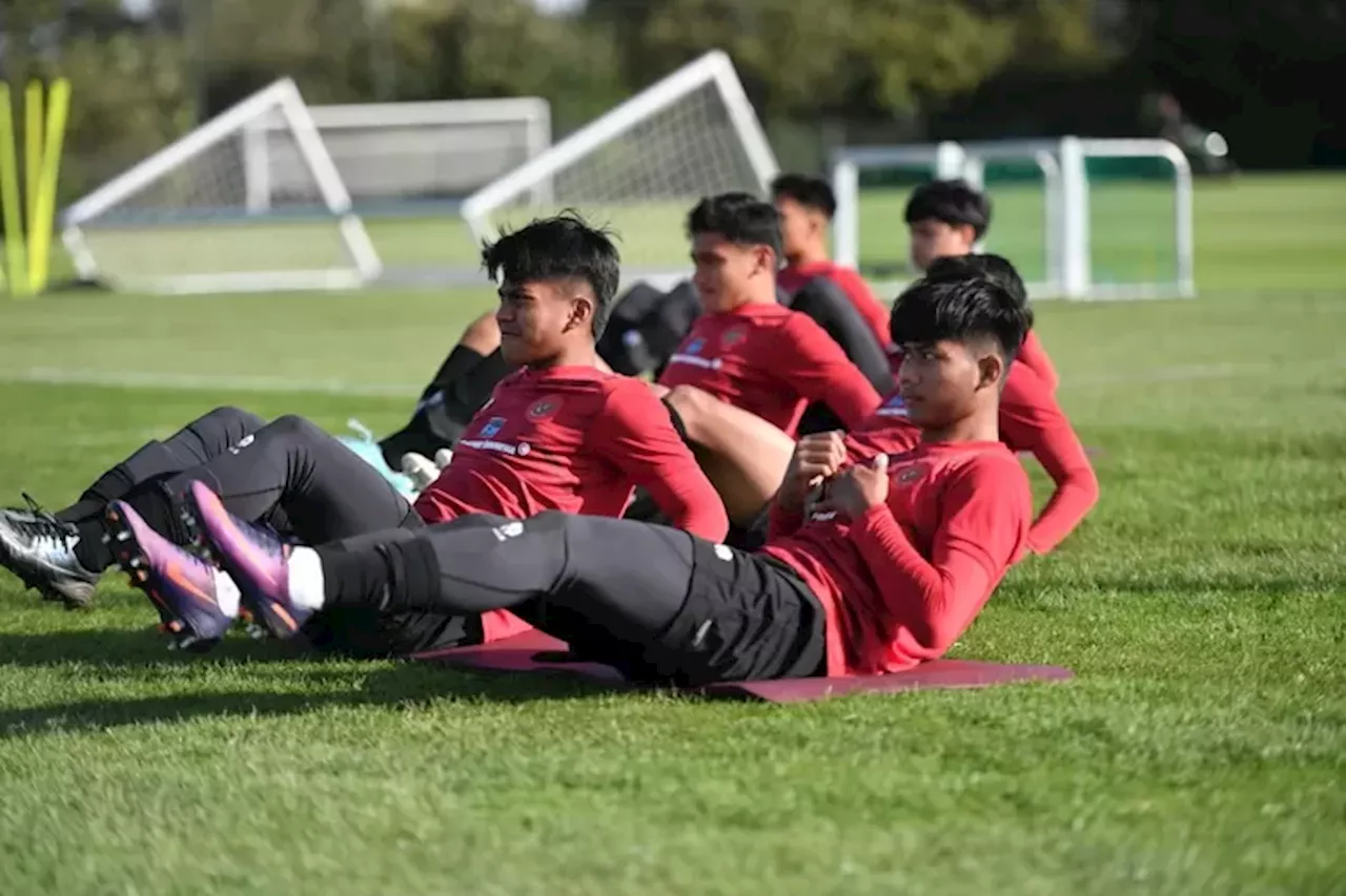 Sudah Mendarat di Surabaya, Timnas Indonesia U-17 Langsung Gelar Latihan Ringan di Hotel