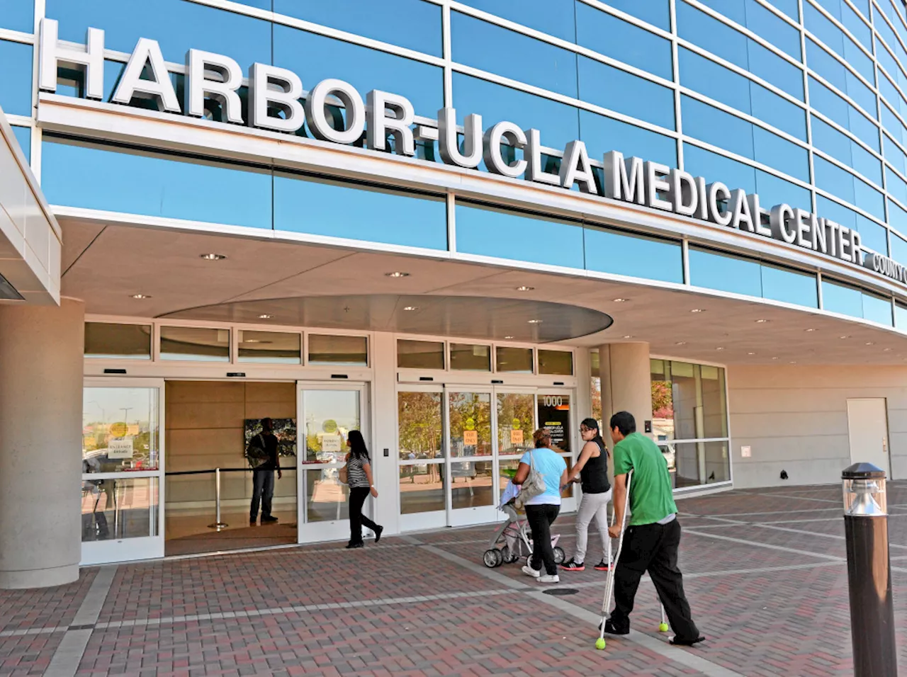 Harbor-UCLA placed on probation as sexual misconduct allegations swirl over former orthopedics chief