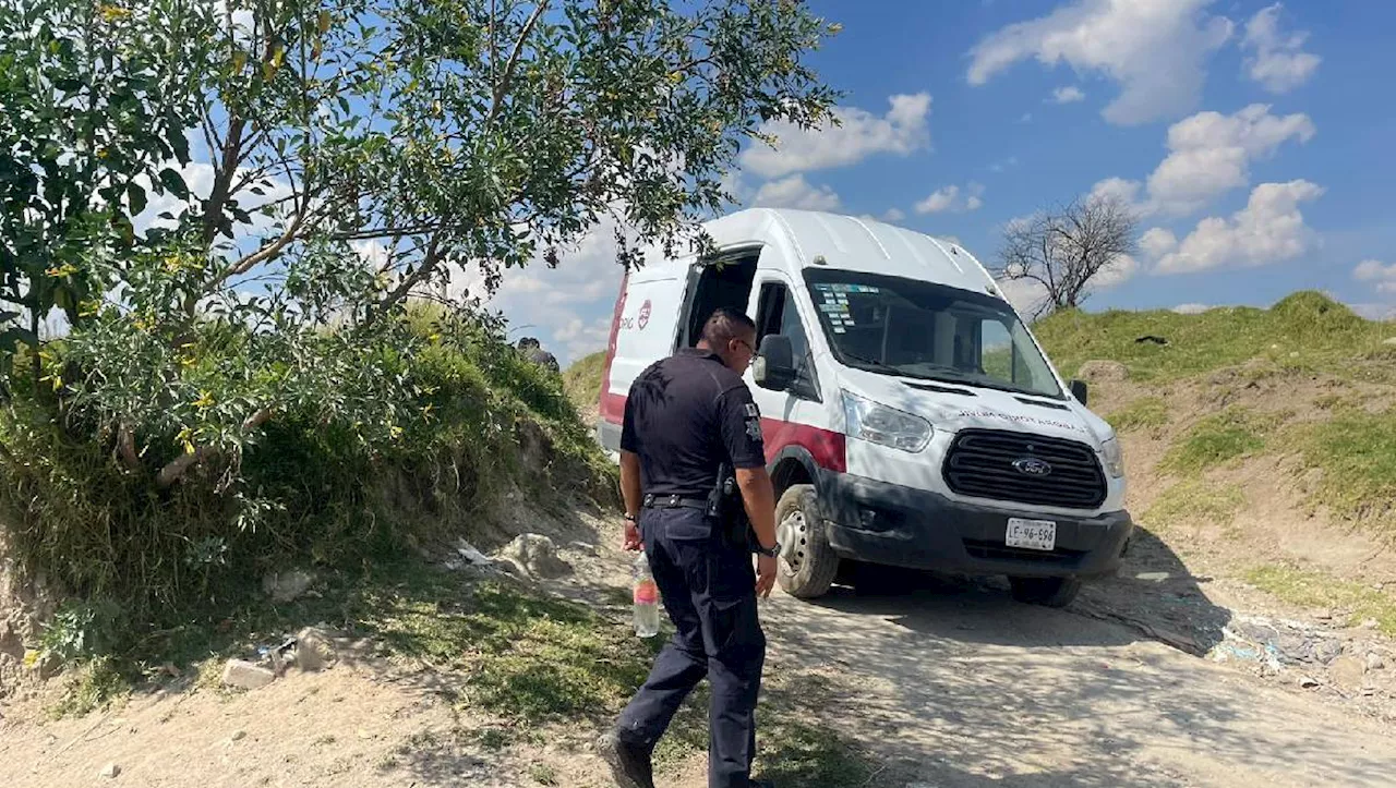 En Metepec, muere conductor tras caer en una barranca por accidente