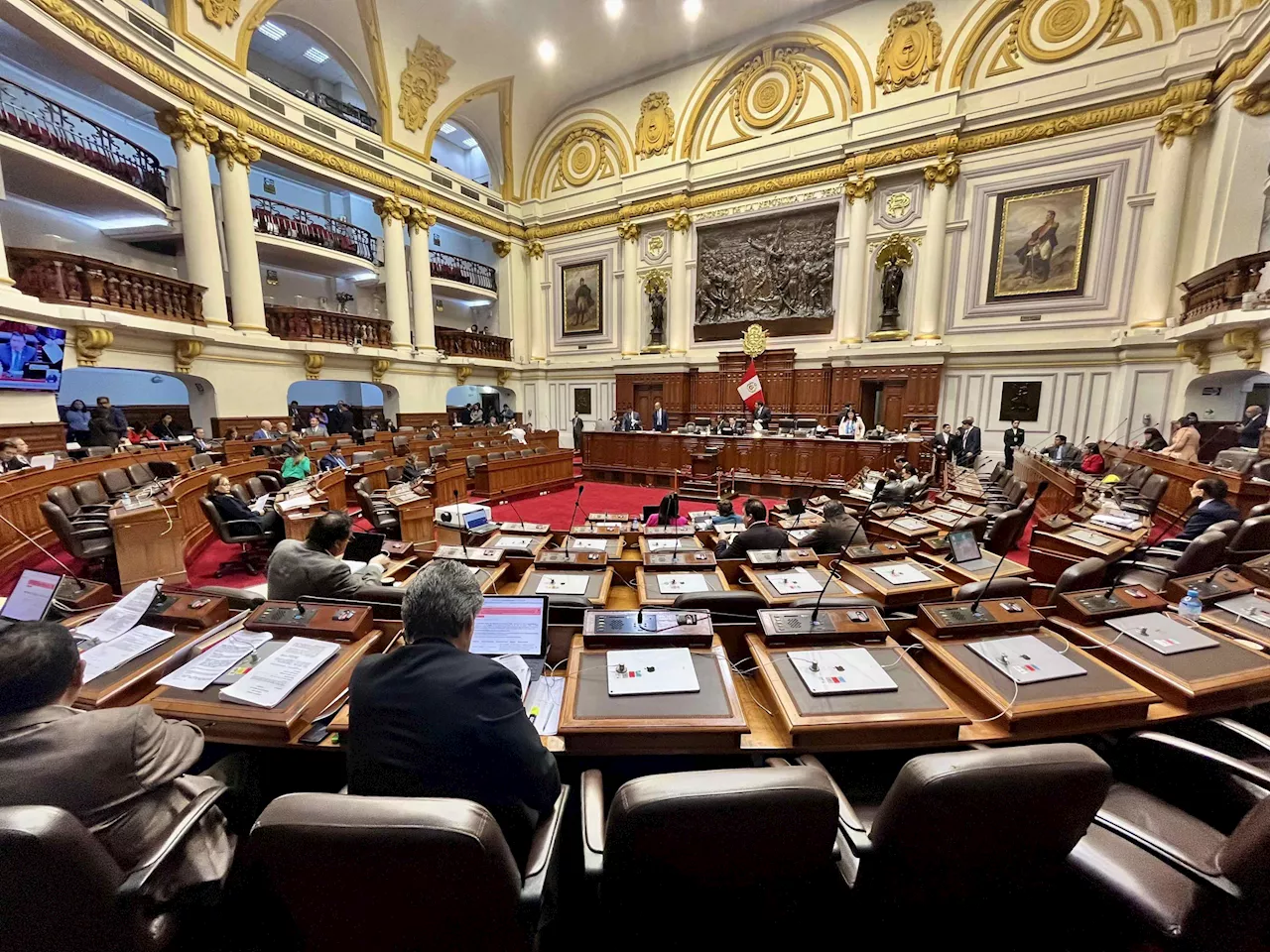 El Congreso de Perú aprueba una ley que prohíbe el matrimonio infantil