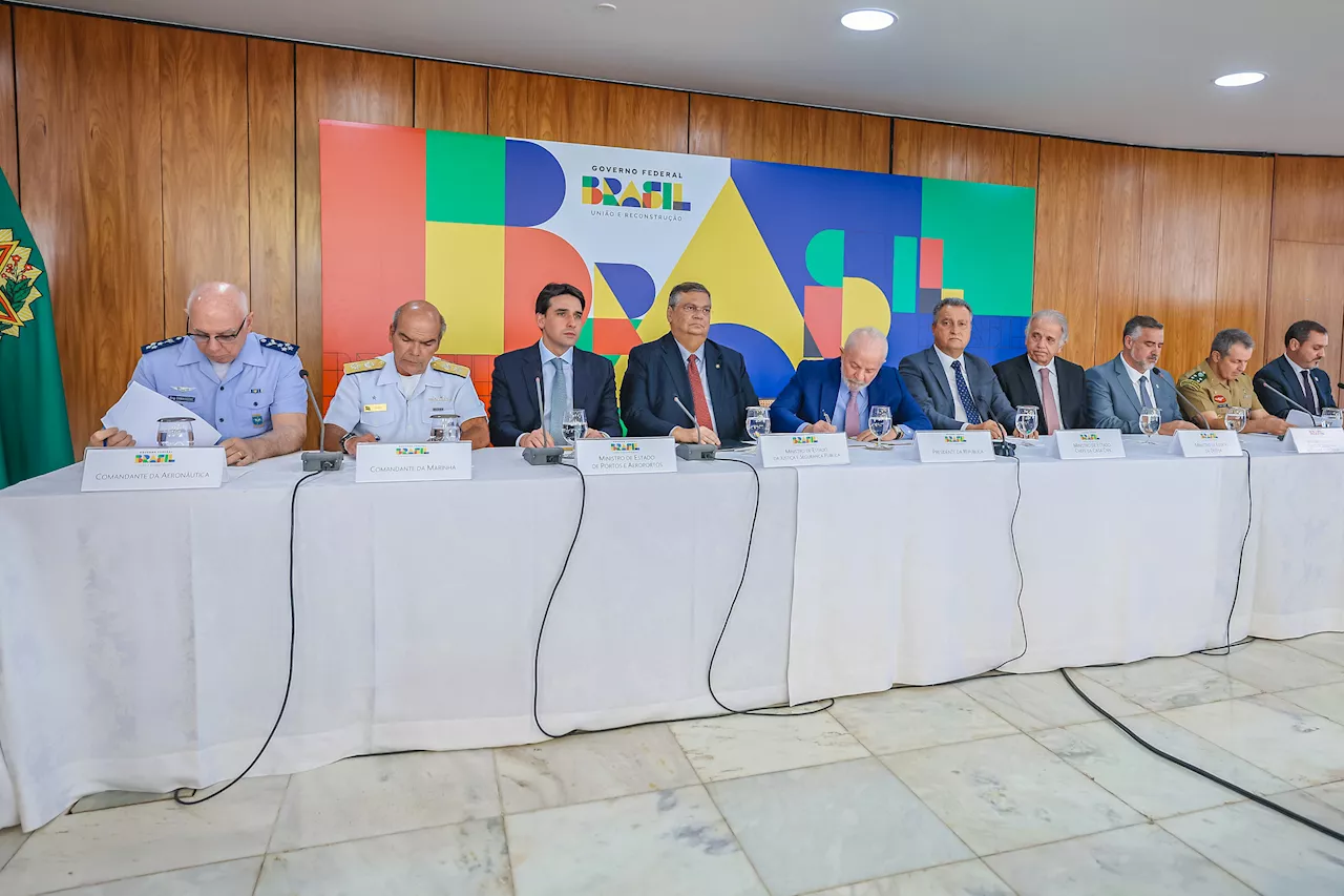Lula chama ministros para reunião com foco em infraestrutura