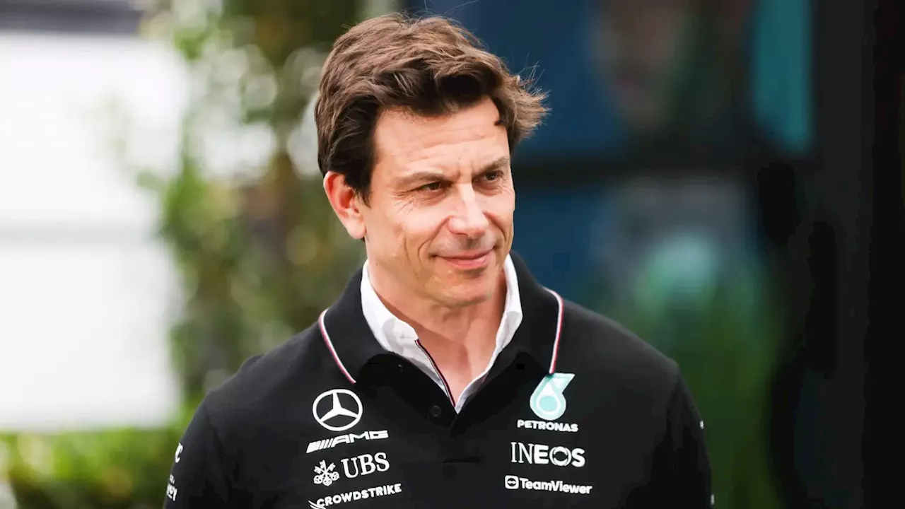 ‘Billionaire’ Toto Wolff grilled on Manchester United investment rumours