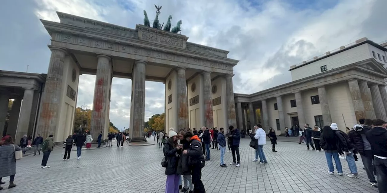 Reinigung des Brandenburger Tors: Lasst das Tor doch farbig!