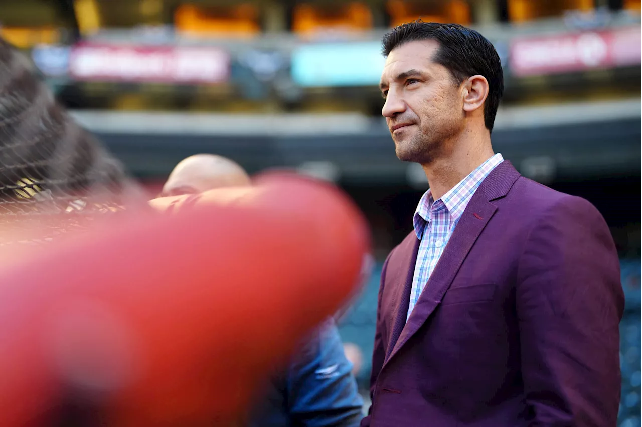 Despite Diamondbacks’ fruitful trade deadline, GM Mike Hazen has one regret