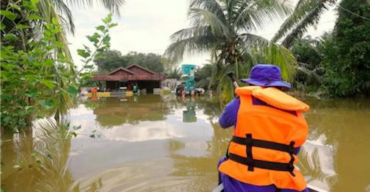 Perak floods: Number of evacuees drops slightly