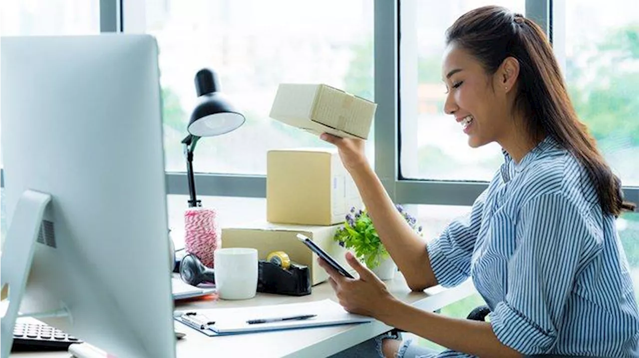 Perempuan Harus Maju dan Mandiri, Pahlawan bagi Keluarga dan Lingkungan