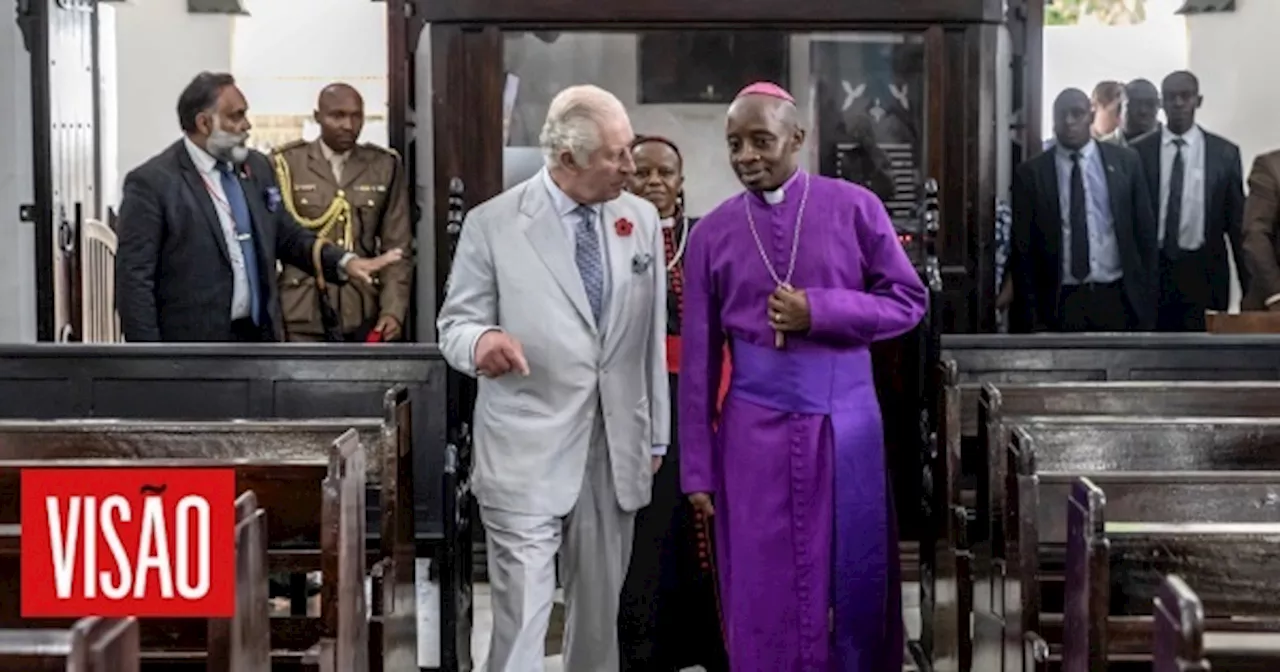 Rei britânico reúne-se com líderes religiosos no final da visita ao Quénia