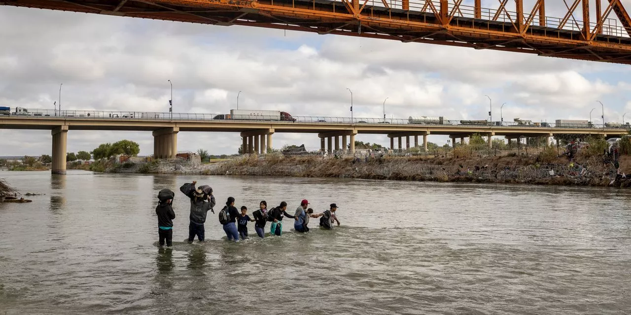 How the Democrats Lost the Working Class on Immigration
