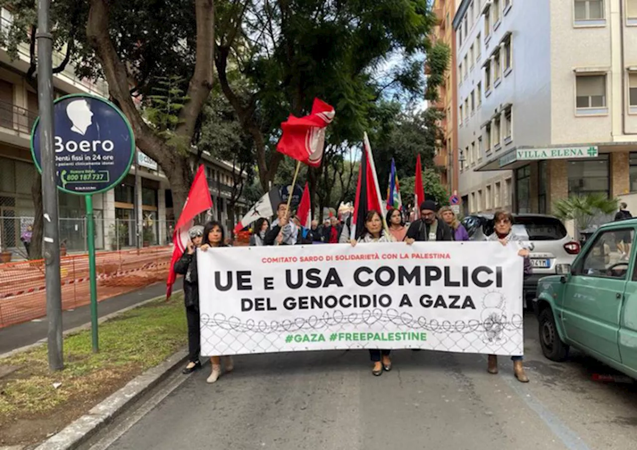 Corteo antimilitaristi a Cagliari, stop bombe a Gaza