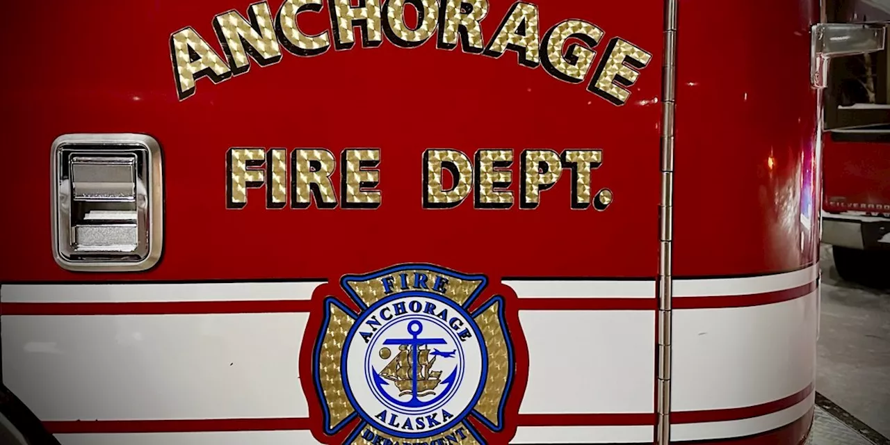 2 dead, 5 taken to hospital after fire in Northeast Anchorage