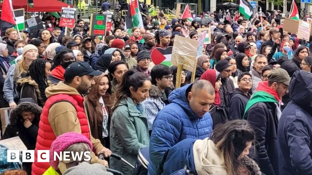 Thousands attend pro-Palestinian march in Manchester