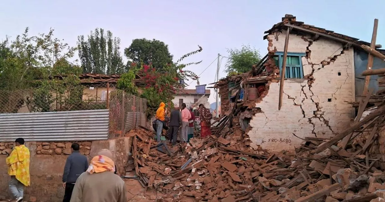 Starkes Erdbeben erschüttert Nepal: Mindestens 129 Menschen sterben