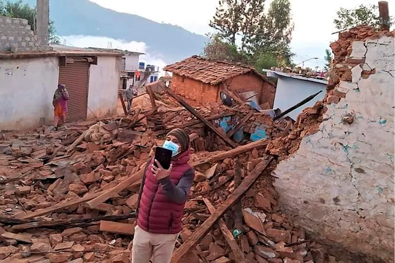 Deadly quake strikes Nepal, toppling homes and killing at least 129 people