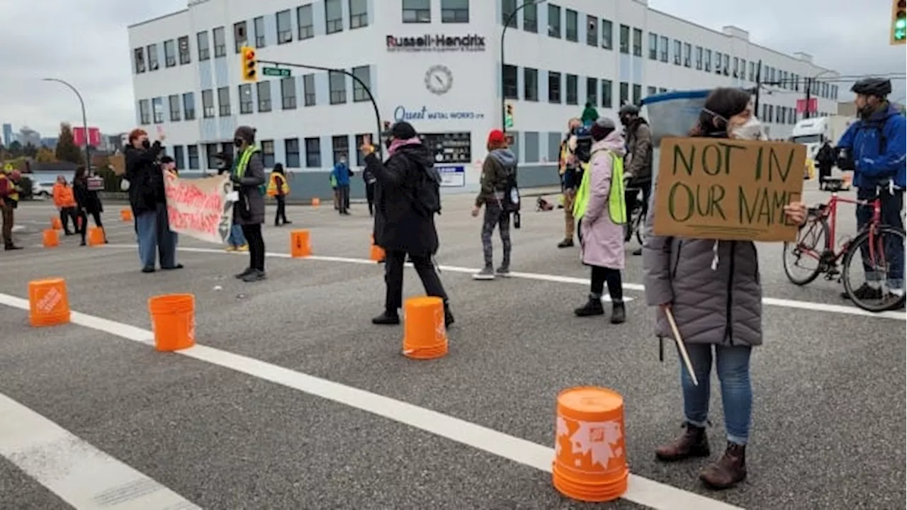 Police investigating after car drives through pro-Palestinian rally in East Vancouver