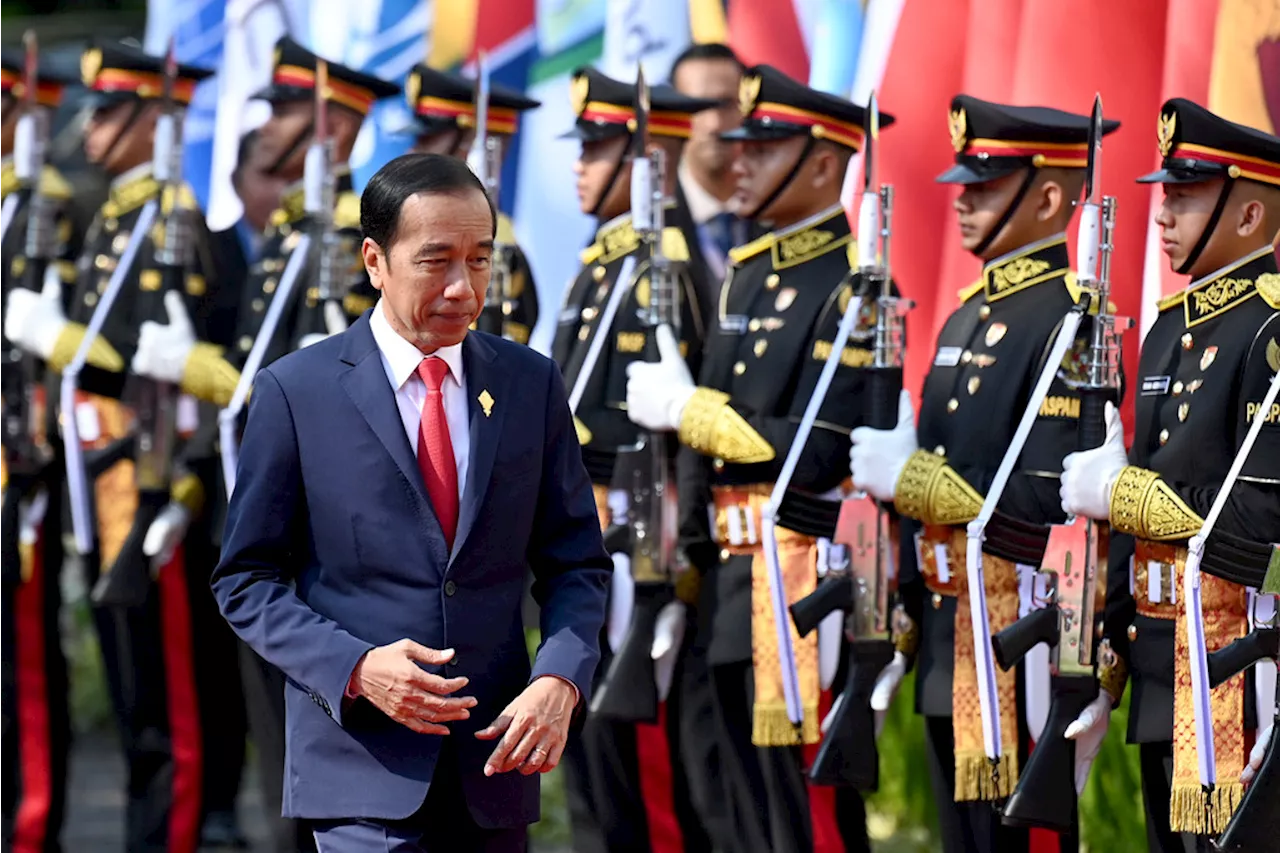 Jokowi presides over sending off of Gaza humanitarian aid